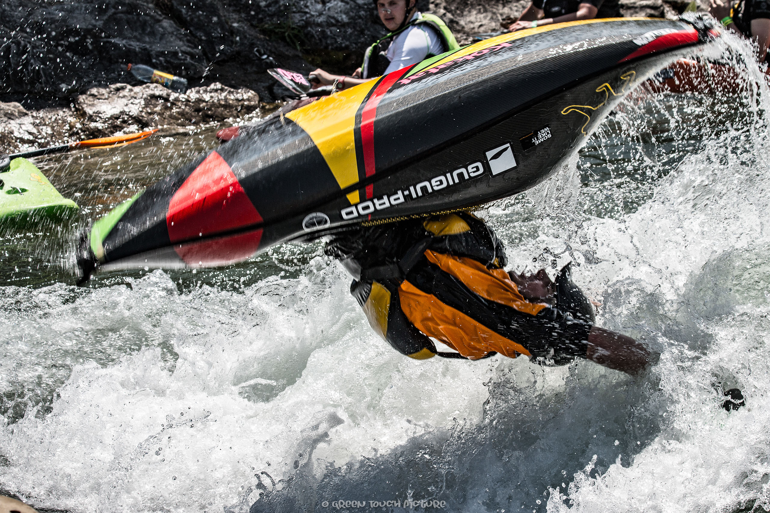 Kayak, Canoe, Freestyle, Millau, Natural Games, 2016, Guigui Prod, Front Flip, Airial, Green Touch Picutre, Theodore Heitz